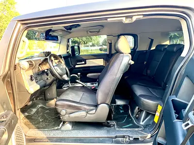 صورة 6 لـ 2015 Toyota FJ CRUISER