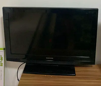 Samsung TV - 32 inch - normal not smart