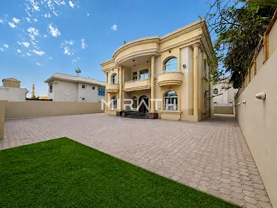 RENOVATED INDEPENDENT VILLA IN PRIME LOCATION