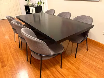 BoConcept Bari extendable dining table