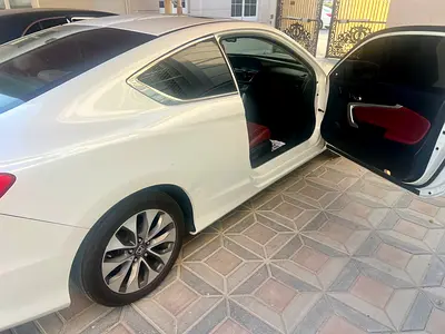 صورة 8 لـ 2015 Honda ACCORD