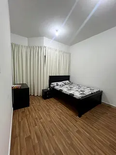 Spacious and well maintained 1 bedroom with separate bathroom available for monthly rent
