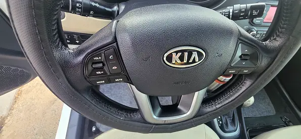 2012 KIA RIO — миниатюра 12