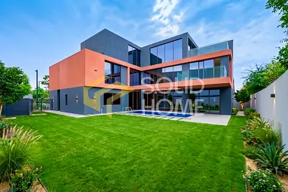 Signature Villa With lift | Ideal Location