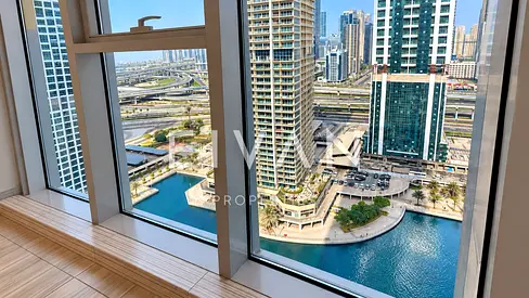 Spacious Living | Lake View | Ready to Move