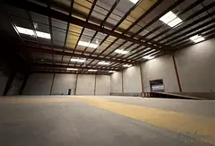 Commercial Warehouse | Big Height | Loading Bay
