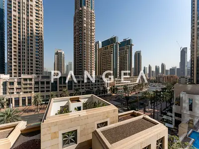 Vacant | Large Layout | Blvd View