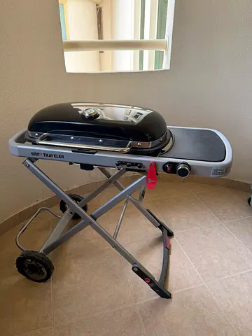 Weber Traveler Portable Gas Grill