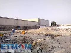 Ras al khor 2nd. 20000 sq ft with shed Rent 550k 3,cheques