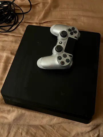 Ps4 slim