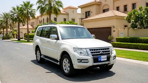 AED 711/m | 0 DP | Free 3 Months Warranty | Service History | 30 Day Return | MITSUBISHI PAJERO 2017