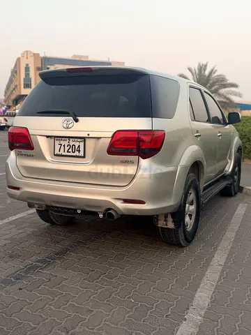 Toyota Fortuner 2010 SR5 GCC Specs
