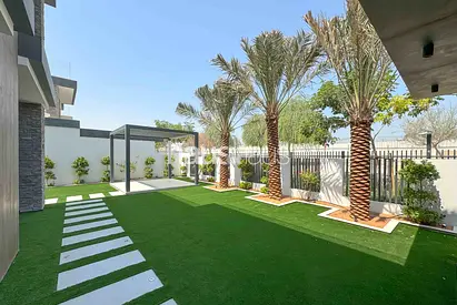 Single Row | Haven Type | Luxury Villa