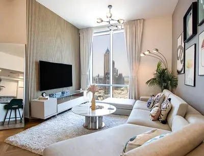 Canal View | Upgraded | High Floor