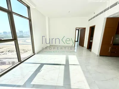 Brand New | Vacant | corner unit | Open view
