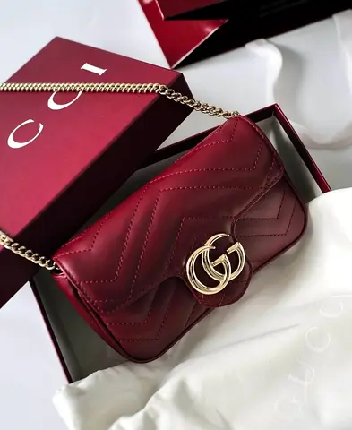 Gucci Red Quilted Leather Chain Shoulder Bag with Gold Double-G Hardware