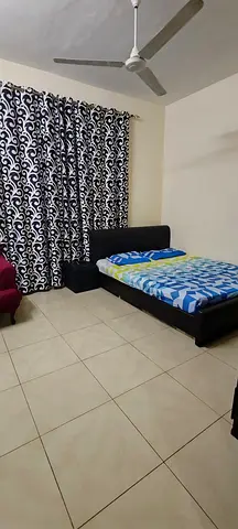 Sharing room for indian couples