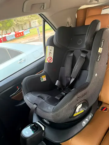 Bugaboo Owl by Nuna Car Seat from Birth to 4 Years, 0-18 kg, 360° Rotatable, Rear and Forward