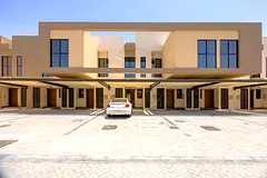 √EXCLUSIVE! Spacious 2BR+Maid | Single Row Mid√