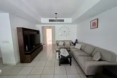 Well Maintained | Vacant | Furnished | Type 4M