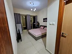 Master Room, Attached Balcony 1 Min from Business Bay Metro for Ladies only