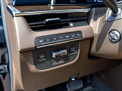 2021 Cadillac ESCALADE — миниатюра 14