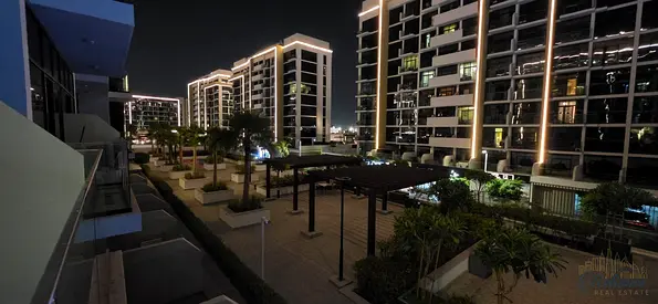 FULLY FURNISHED | BALCONY | POOL VIEW