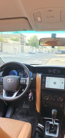 2022 Toyota FORTUNER photo 10
