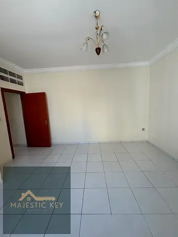 BIGGEST APARTMENT!!1BHK APARTMENT WITH BALCONY AND CENTRALISED AC AND CENTRALISED GAS JUST IN 28k