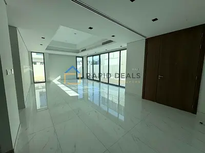 4BR+M Townhouse | Single Row | Landscaped Garden