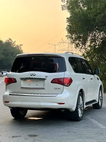 2015 Infiniti QX80 缩略图 13
