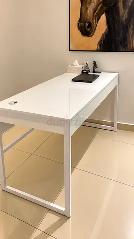 White Office Desk