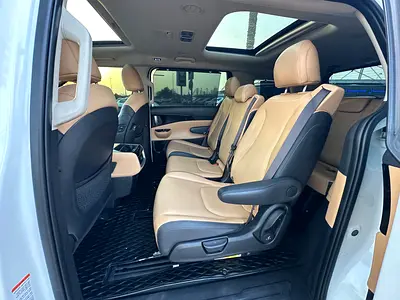 صورة 9 لـ 2024 KIA CARNIVAL