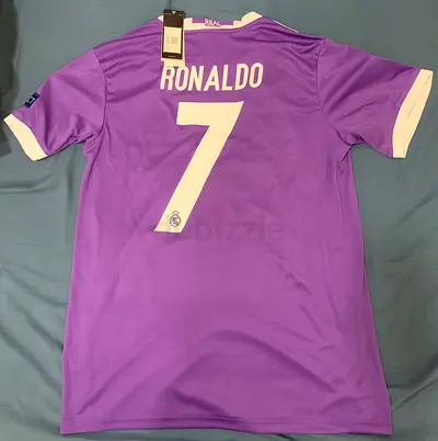 New Ronaldo #7 Real Madrid Purple Football Jersey - Size M (With Tags) mastercopy