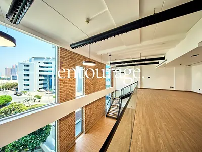 12 Cheques | New Renovation | DDA License