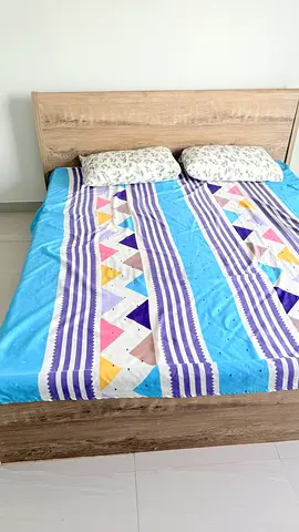 King wooden bed frame with headboard & Mattress - light oak finish, good condition
