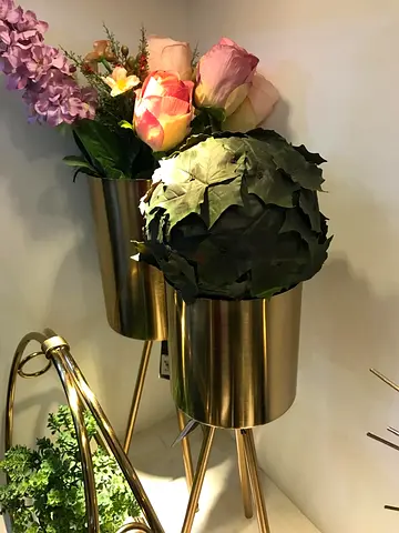 Copper flower standing pot