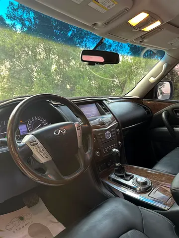2015 Infiniti QX80 缩略图 12