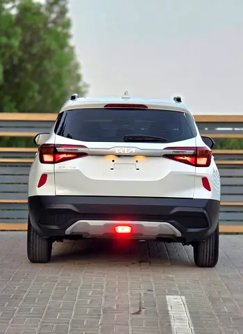 صورة 7 لـ 2023 KIA SELTOS