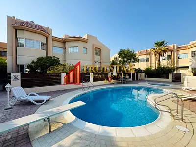 RENOVATED KITCHEN+BATHROOMS+FLOORING CLOSE TO KITE BEACH 4BR+MAIDS GARDEN SHARED POOL