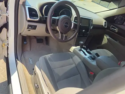 صورة 3 لـ 2012 JEEP CHEROKEE