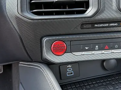 2024 FORD MUSTANG photo 7