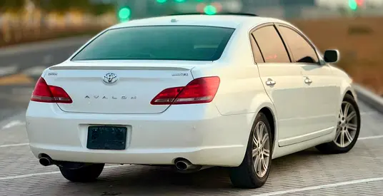 صورة 6 لـ 2009 Toyota AVALON