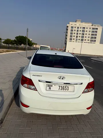 2015 Hyundai ACCENT photo 5