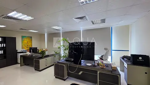Fitted Office | High Floor | Lake View | Open Plan