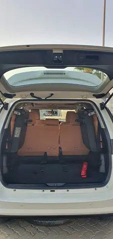 2022 Toyota FORTUNER 缩略图 12