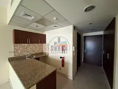Studio Apartment with Water View in Business Bay