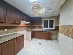 Spacious Chiller Free 2Bhk Plus Laundry Room Contemporary Living