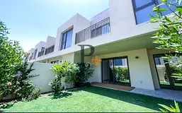 Private garden | Close to Pool | Well maintained