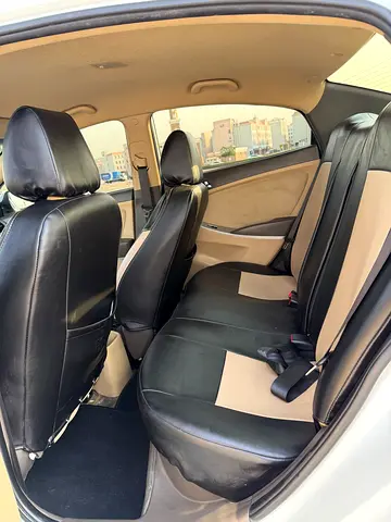 2015 Hyundai ACCENT photo 9